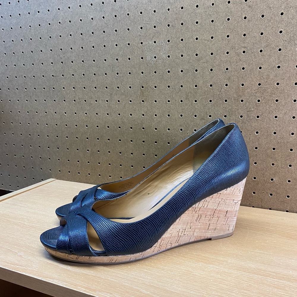 Nine West Jelica Leather Wedge Sandals Size 12 Women’s